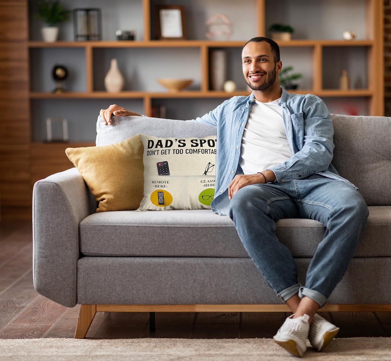 CROWNLY® Gifts for Dad Gift from Daughter Son Daddy Birthday Cushion Cover - Image 4