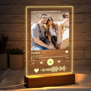 Personalised Spotify Plaque with Photo & LED – Custom Music Song Gift for Him/Her, Boyfriend/Girlfriend, Parents – Birthday, Christmas, Valentines Present – Acrylic Keepsake for Men Women